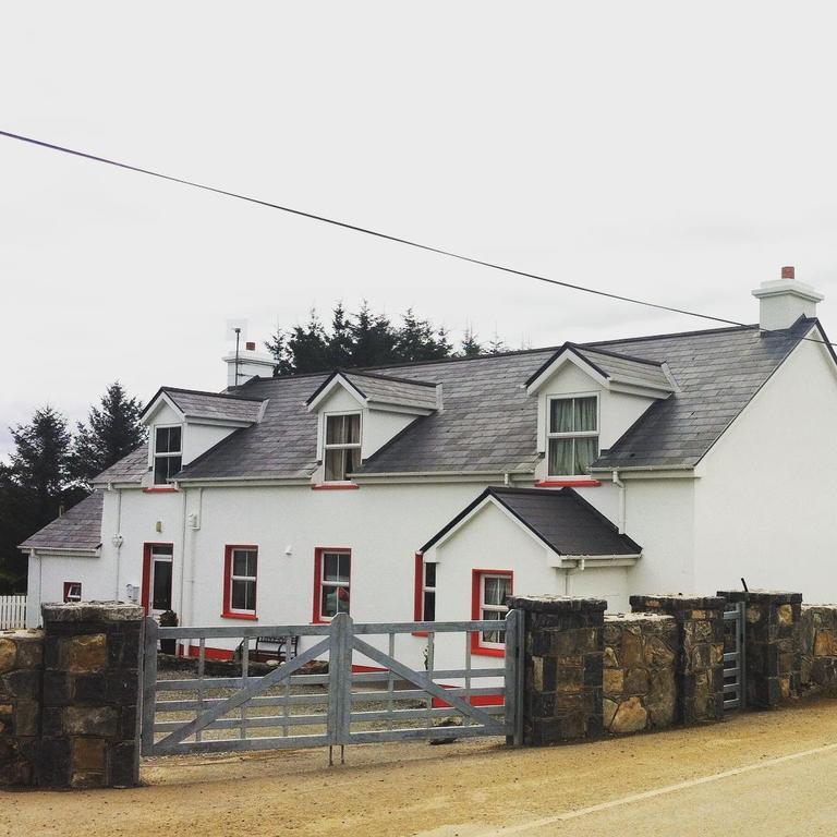 The Old School House Villa Clifden Bagian luar foto